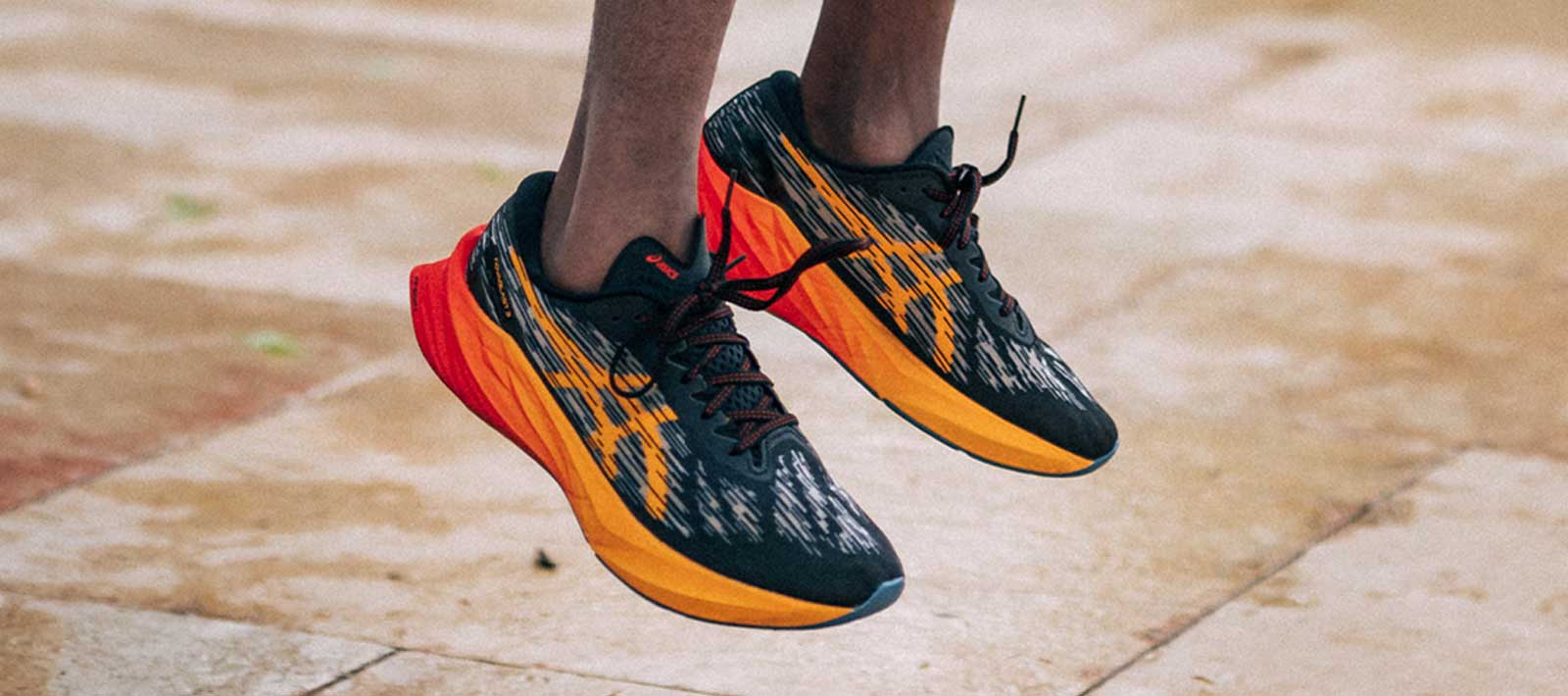 ASICS NOVABLAST 3
