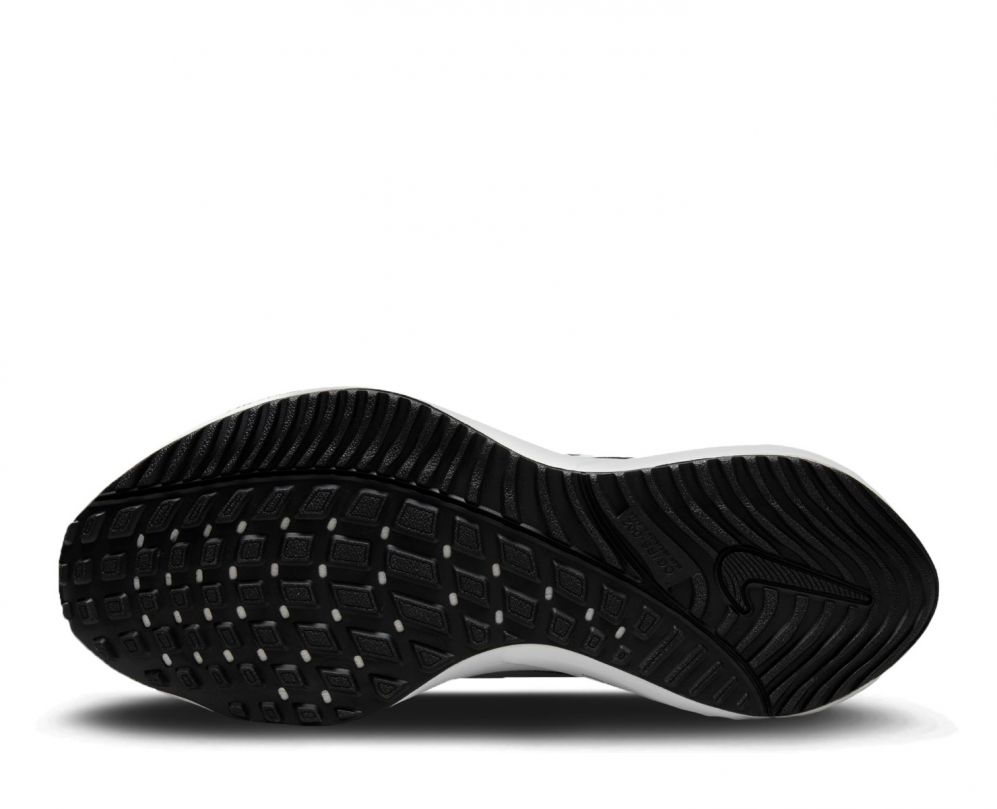 Nike Air Zoom Vomero 16 dames