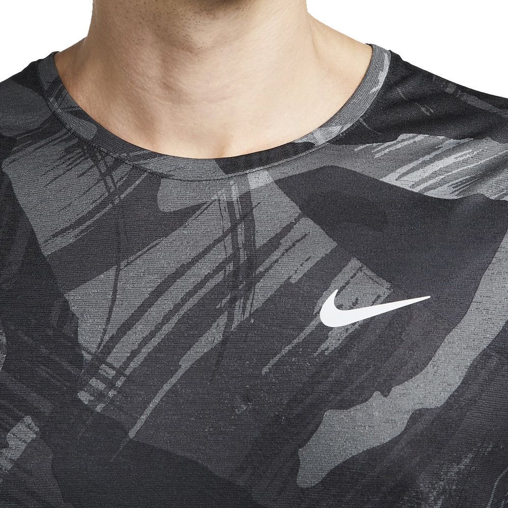 Armstrong Veel gevaarlijke situaties Dwingend Nike Dri-FIT Miler Camo Shirt heren