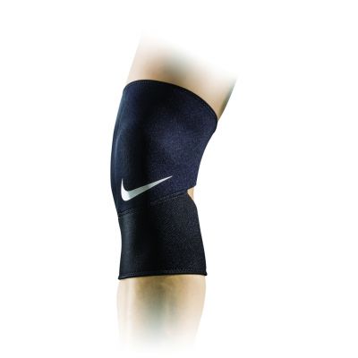 Nike Closed-Patella Knee Sleeve