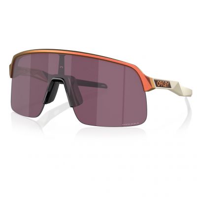 Oakley Sutro Lite