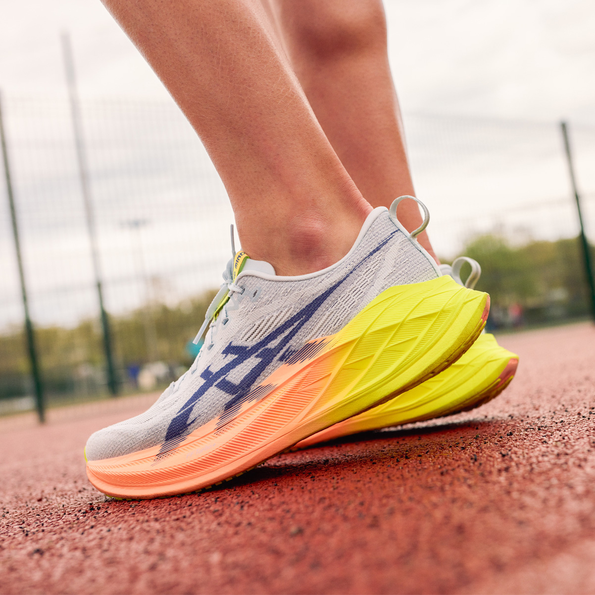ASICS SUPERBLAST 2