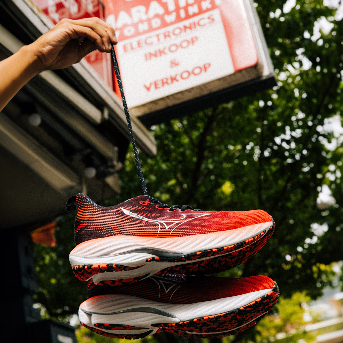 Mizuno Wave Rider 28 Amsterdam