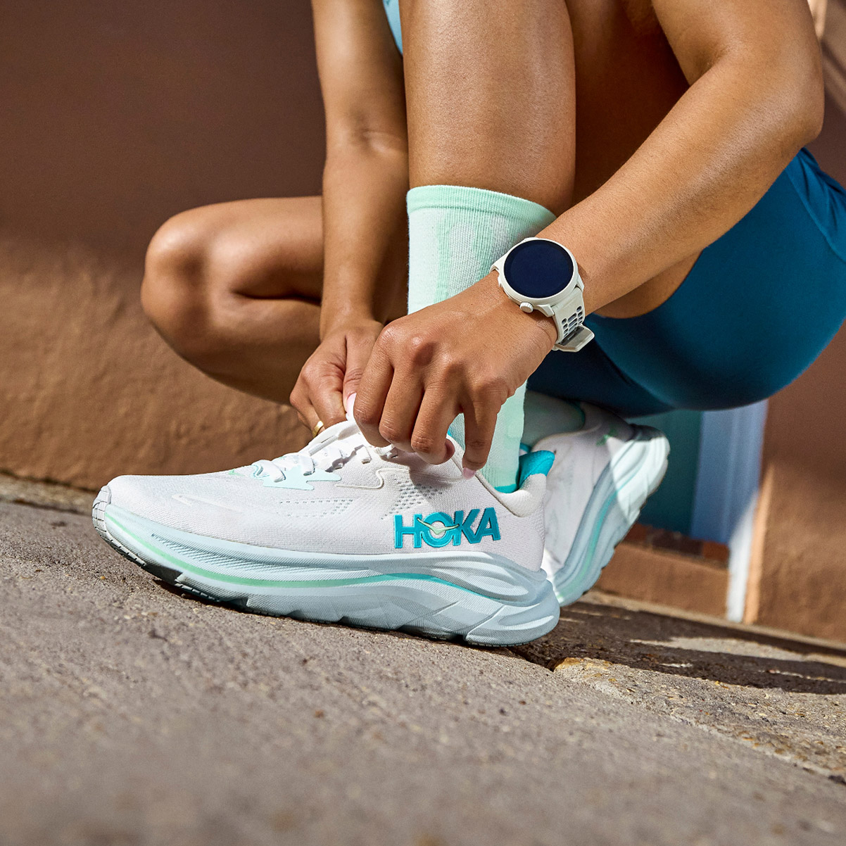 HOKA Clifton 10