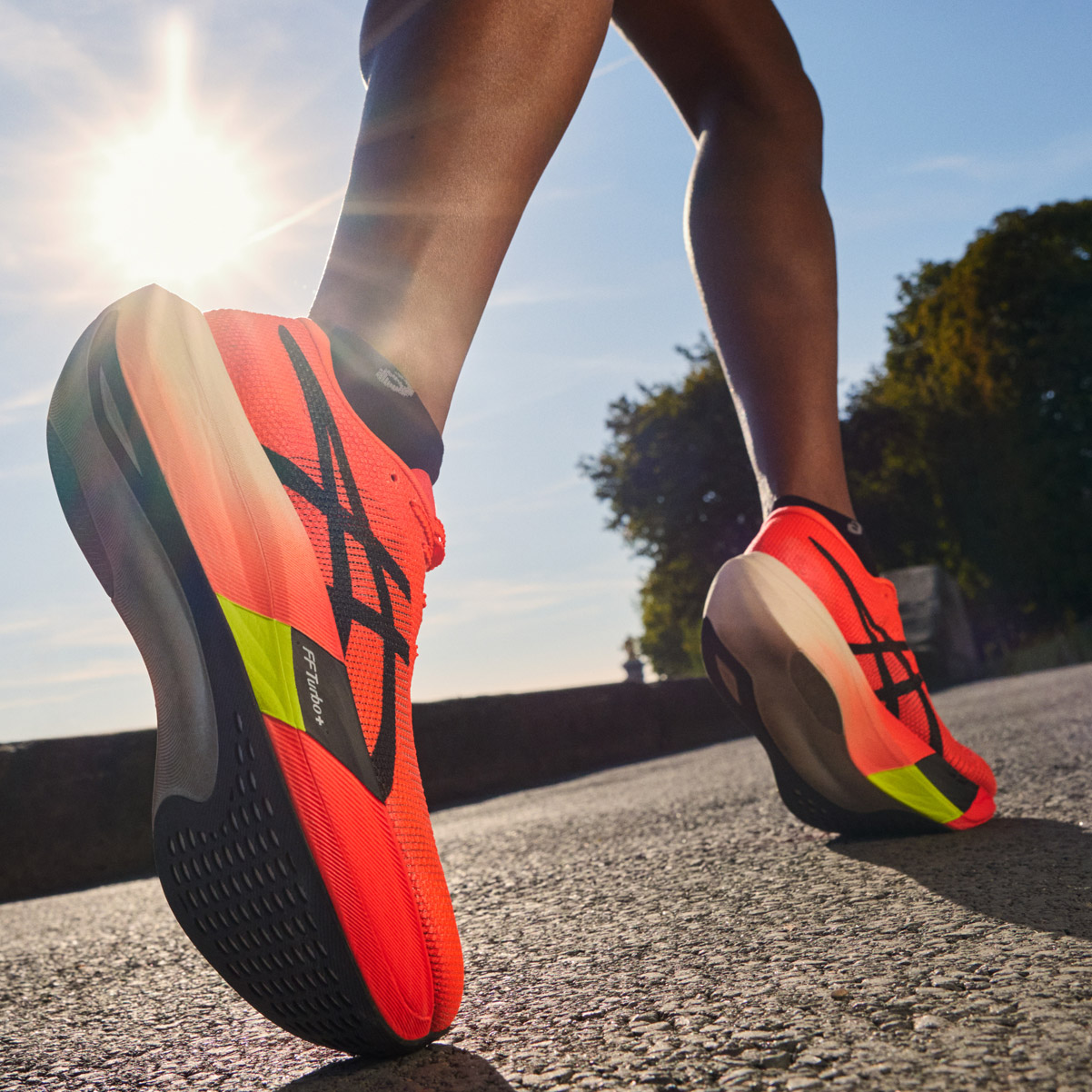 ASICS Metaspeed Sky Paris