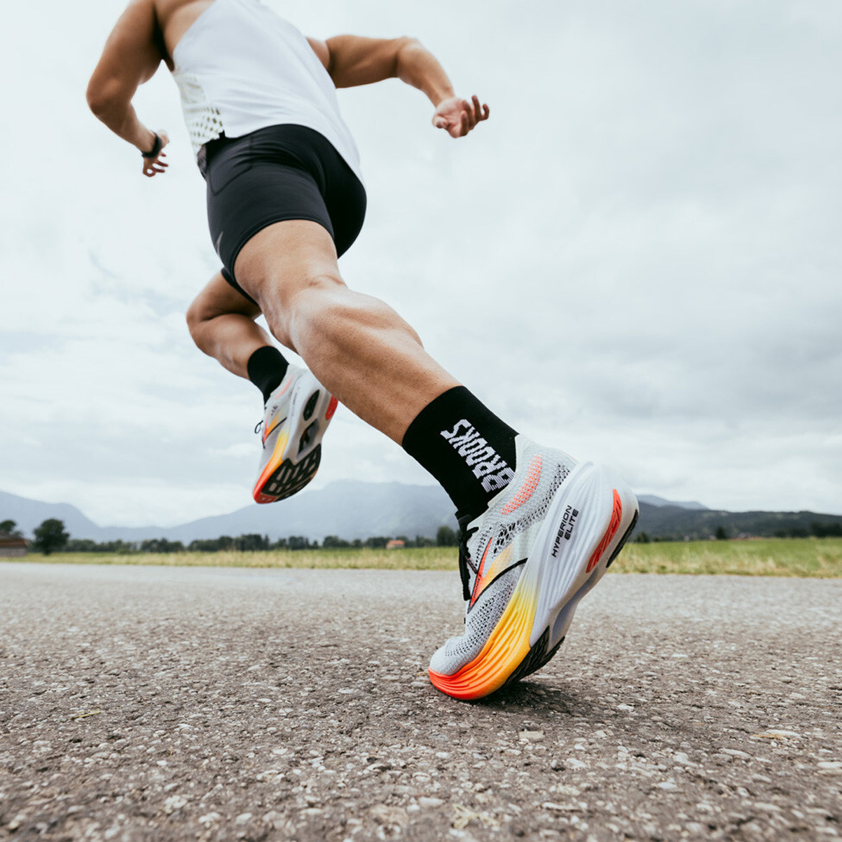 Brooks Hyperion Elite 4